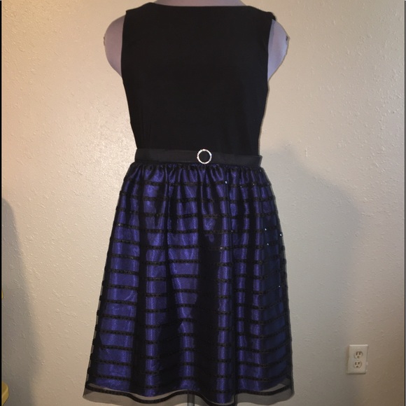 Jessica Howard Formal Midi Dress - Picture 2 of 8